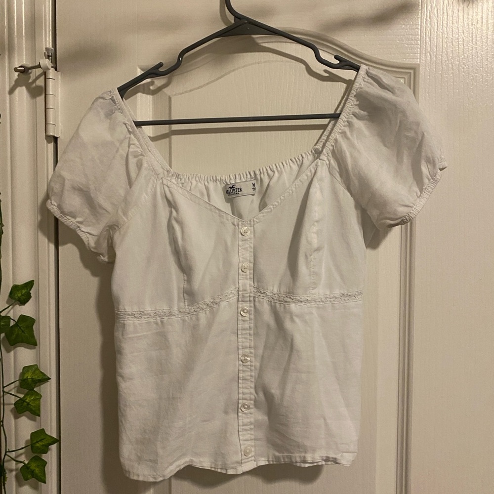 Hollister White Puff Sleeve Blouse
